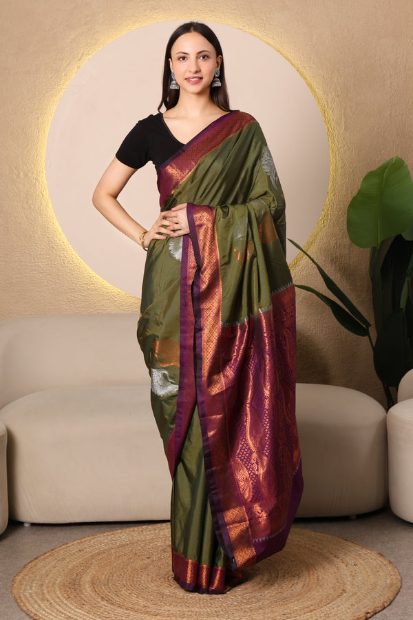 Kanchi Semi silk - Green and Magenta